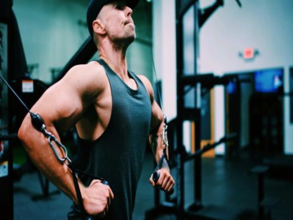 gym trainer male (1)
